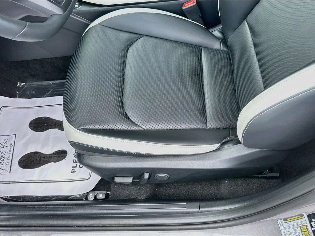 New 2026 Steel Gray Kia GT-Line image 20