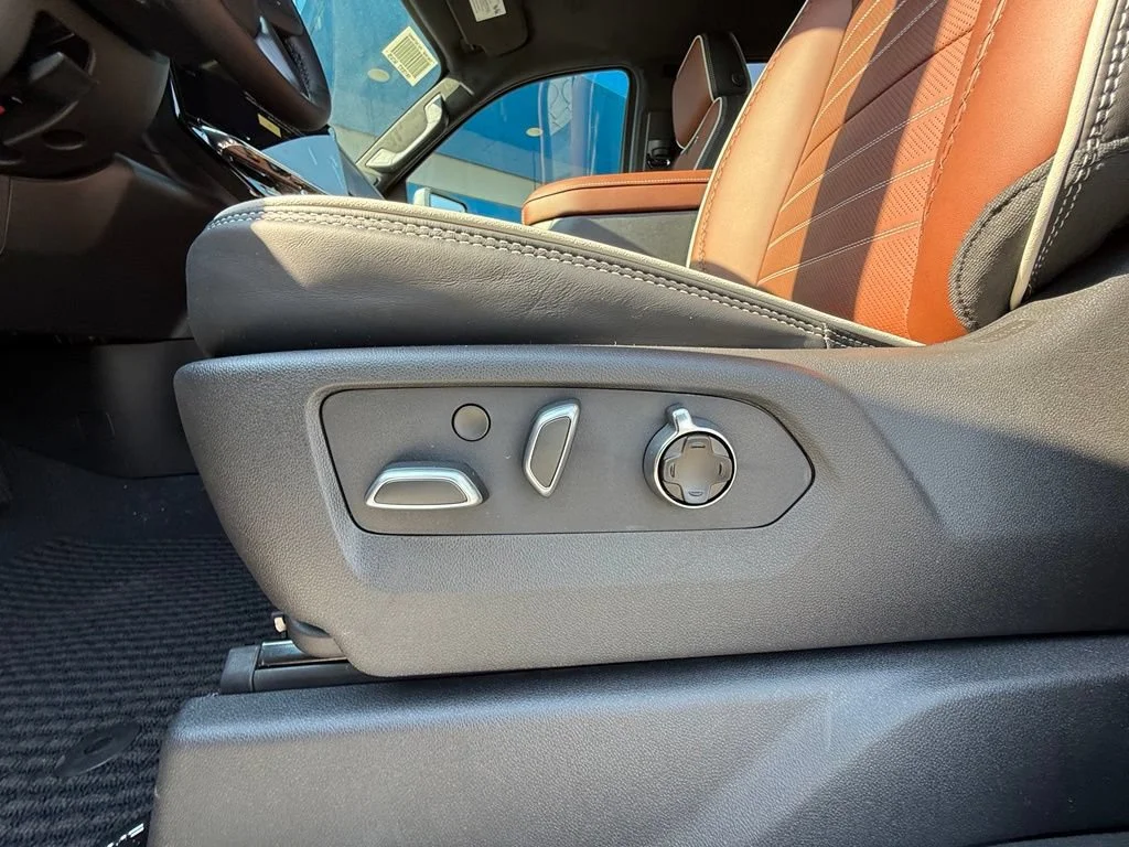 New 2026 Sterling Metallic GMC Denali Ultimate image 35