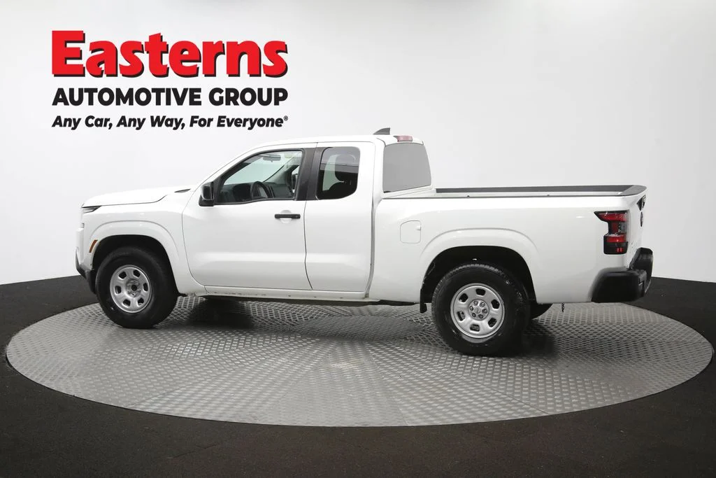 Used 2022 White Nissan S image 62