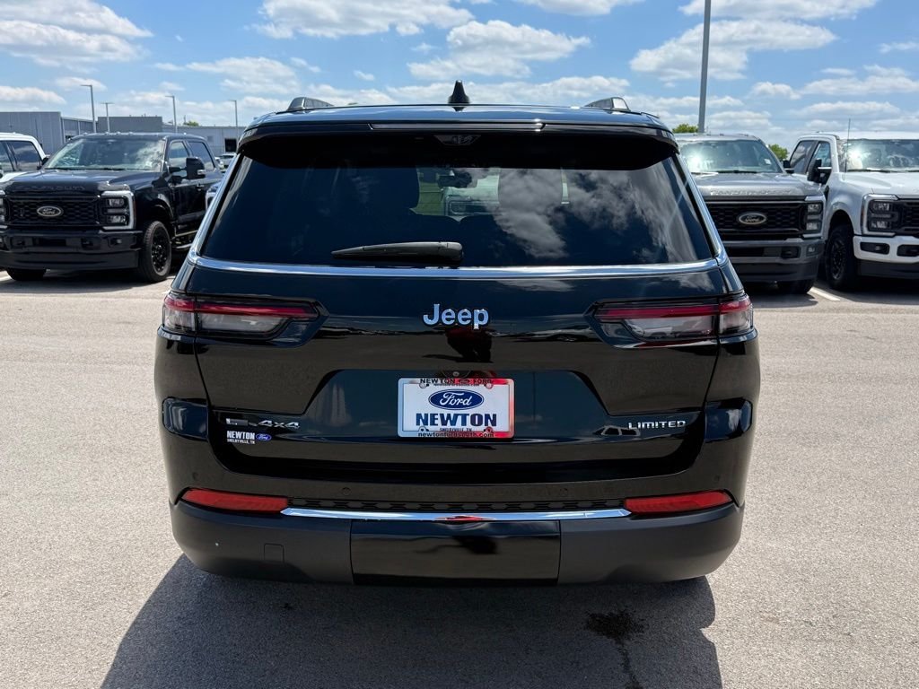 Used 2023 Black Jeep Limited image 38