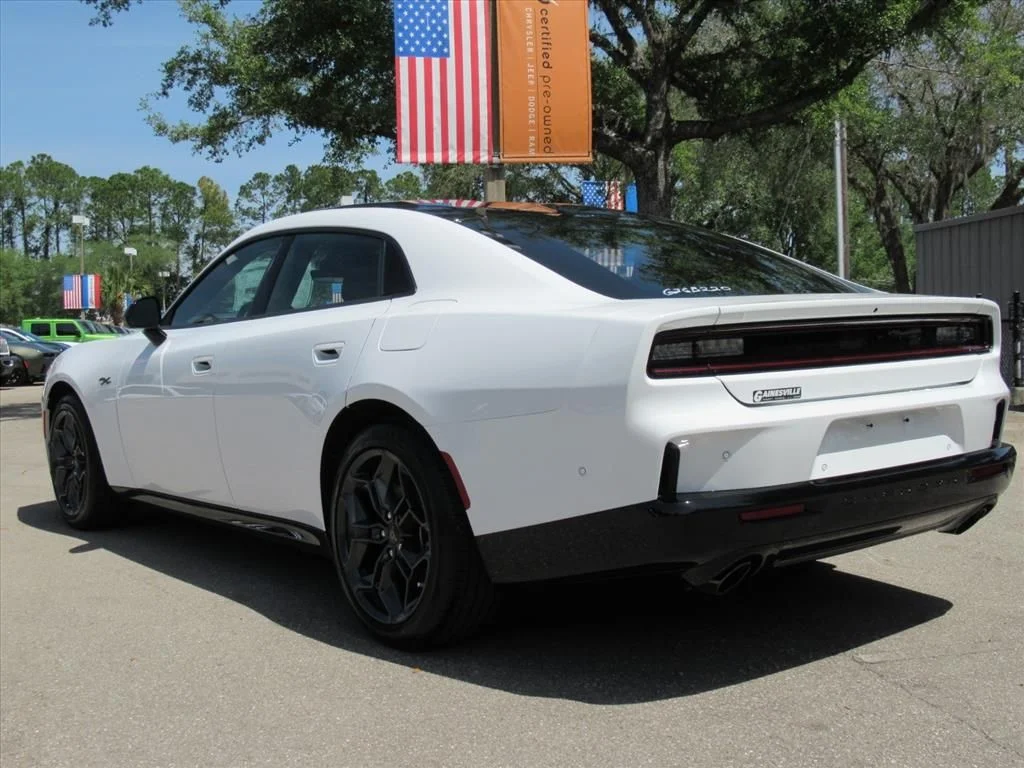 New 2026 White Knuckle Exterior Paint Dodge R/T image 5