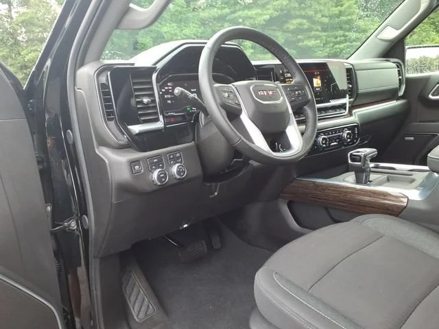 2025 GMC Sierra 1500 Elevation - Photo 17