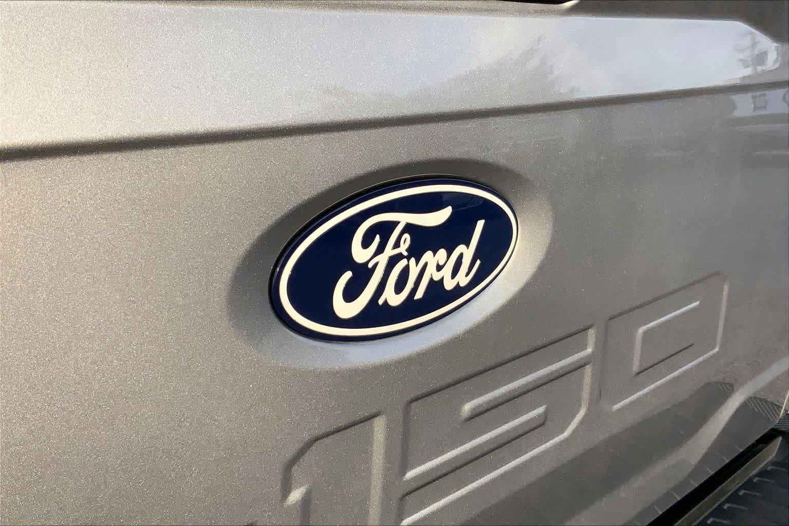Used 2025 Iconic Silver Metallic Ford STX image 10