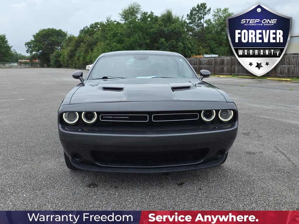 Used 2023 Gray Dodge SXT image 10