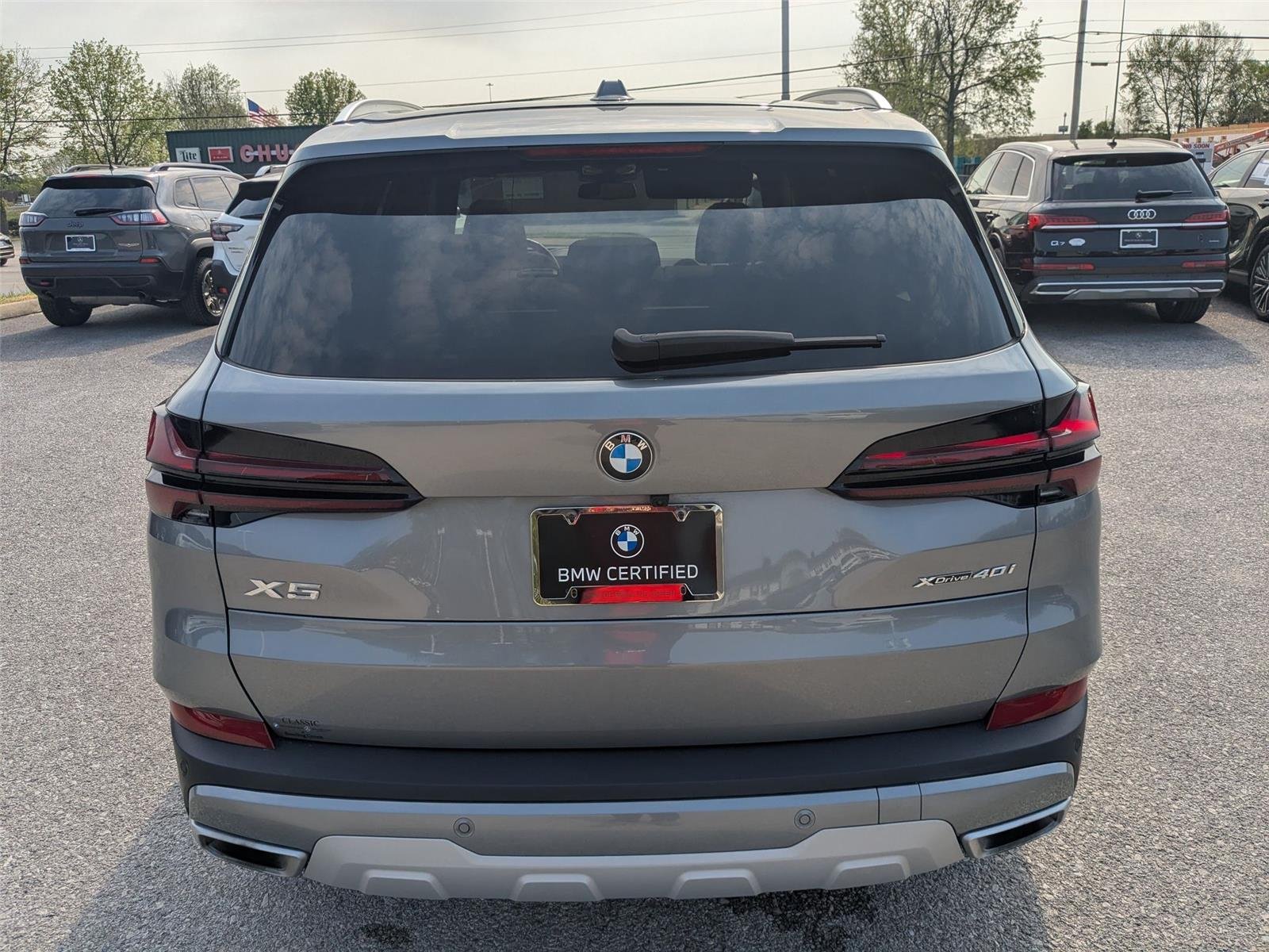 Certified Used 2024 Skyscraper Grey Metallic BMW xDrive40i image 6