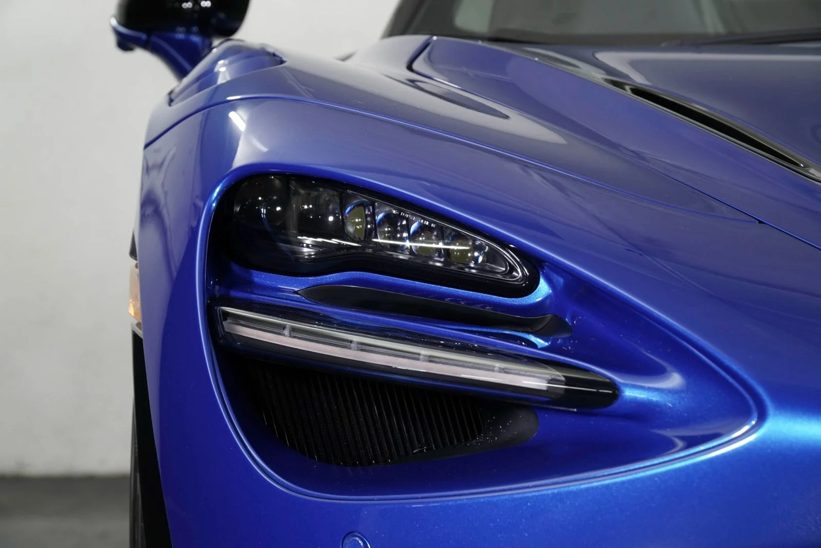 New 2026 Blue McLaren  image 16