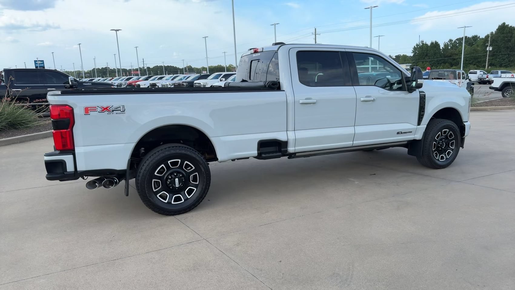 Used 2025 Gray Ford Platinum image 9