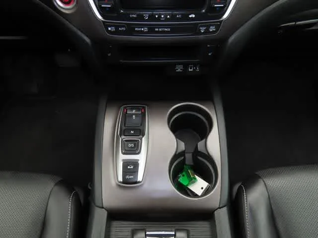 Certified Used 2023 Modern Steel Metallic Honda EX-L image 24