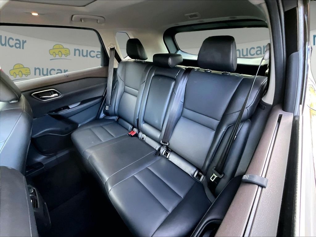Used 2021 Super Black Nissan SV image 15