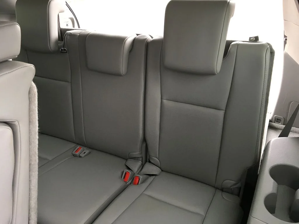 Used 2019 White Toyota XLE image 29