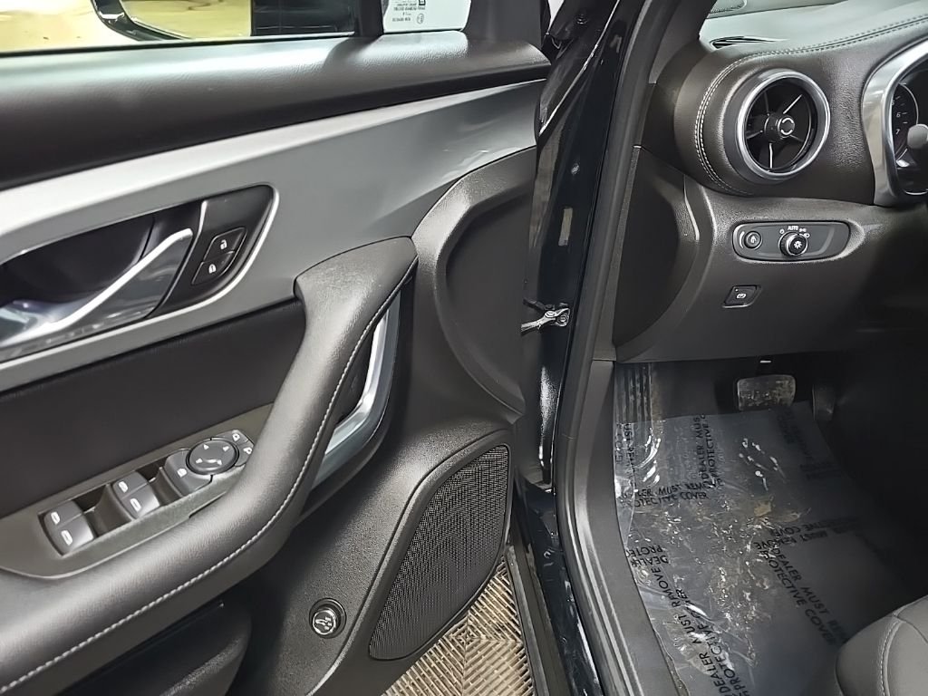 Used 2020 Black Chevrolet LT image 27