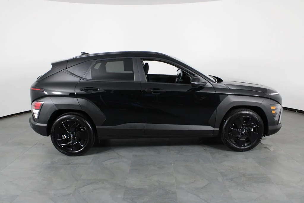 Used 2026 Black Hyundai SEL Sport image 15