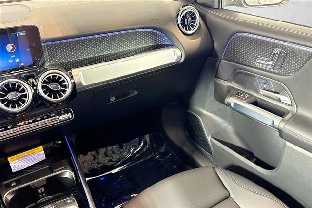 New 2026 Mountain Grey Metallic Mercedes-Benz GLB 250 image 51