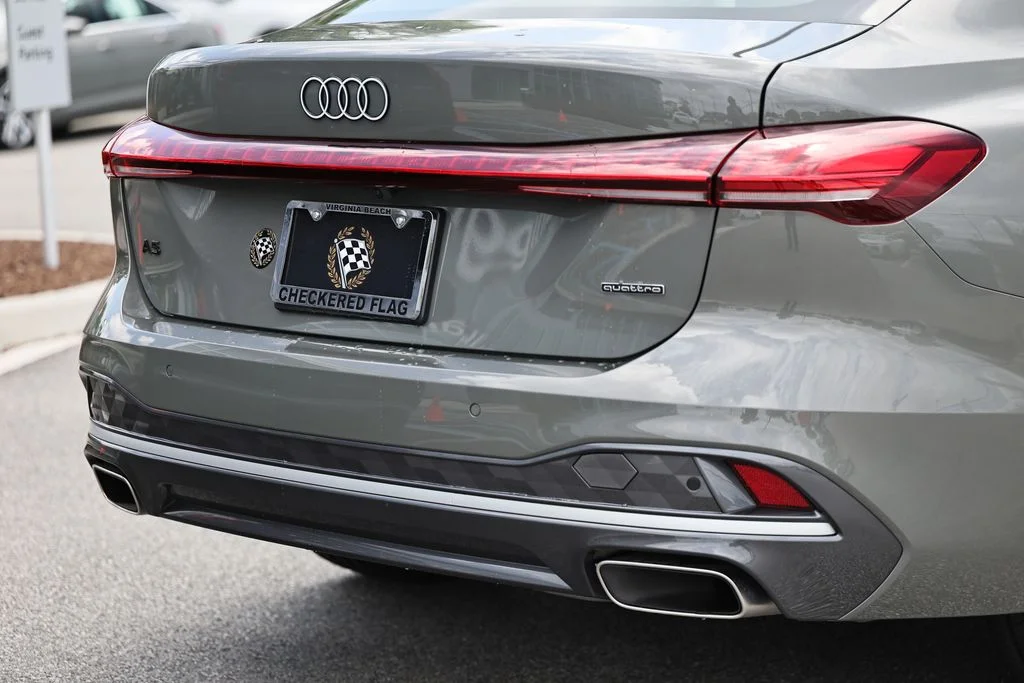 Used 2025 Gray Metallic Audi 2.0T Premium Plus image 9