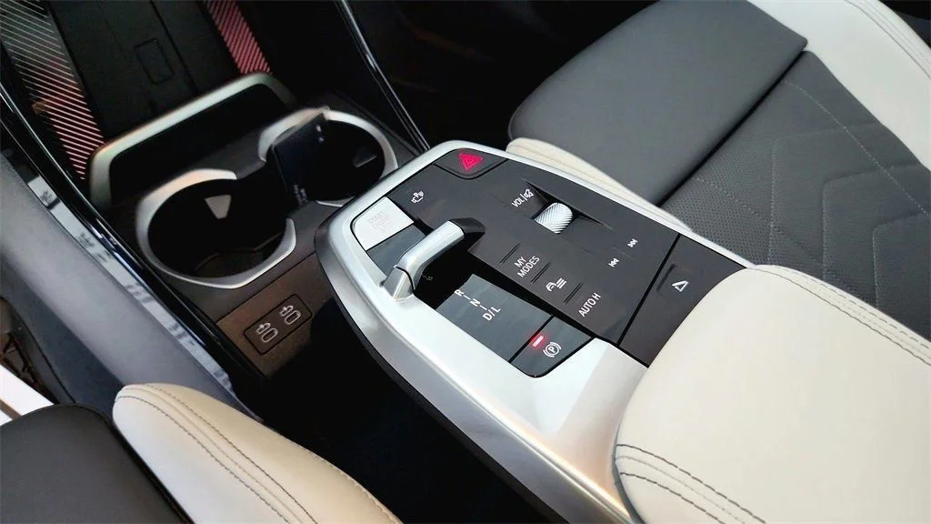 Used 2026 Storm Bay Metallic BMW xDrive28i image 27