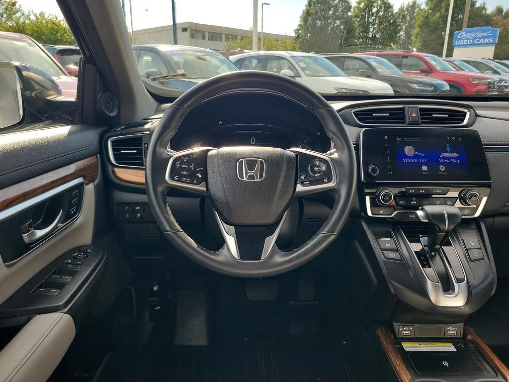 Certified Used 2022 Obsidian Blue Pearl Honda Touring image 9