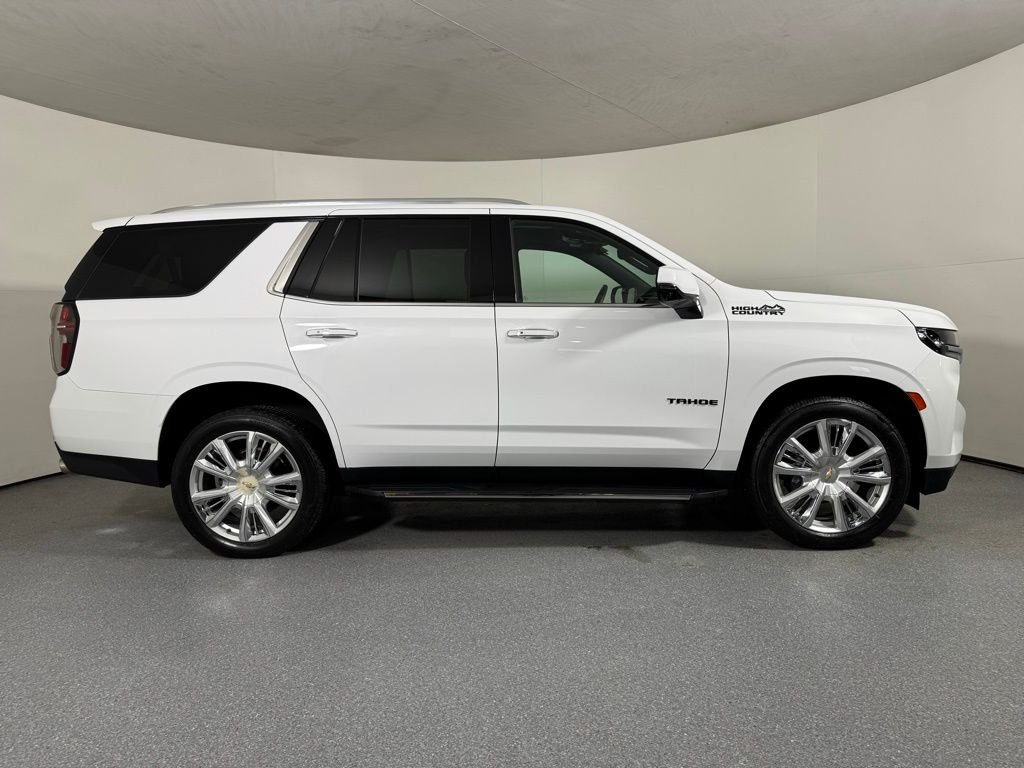 Used 2021 Summit White Chevrolet High Country image 4