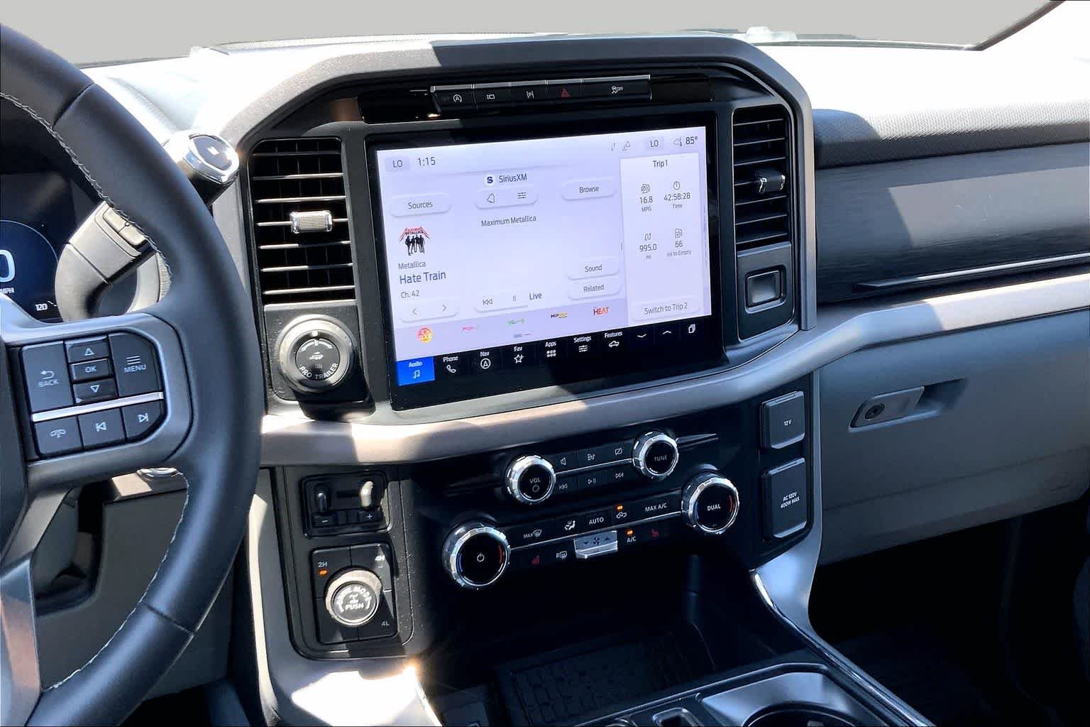 Used 2024 Agate Black Metallic Ford XLT image 7
