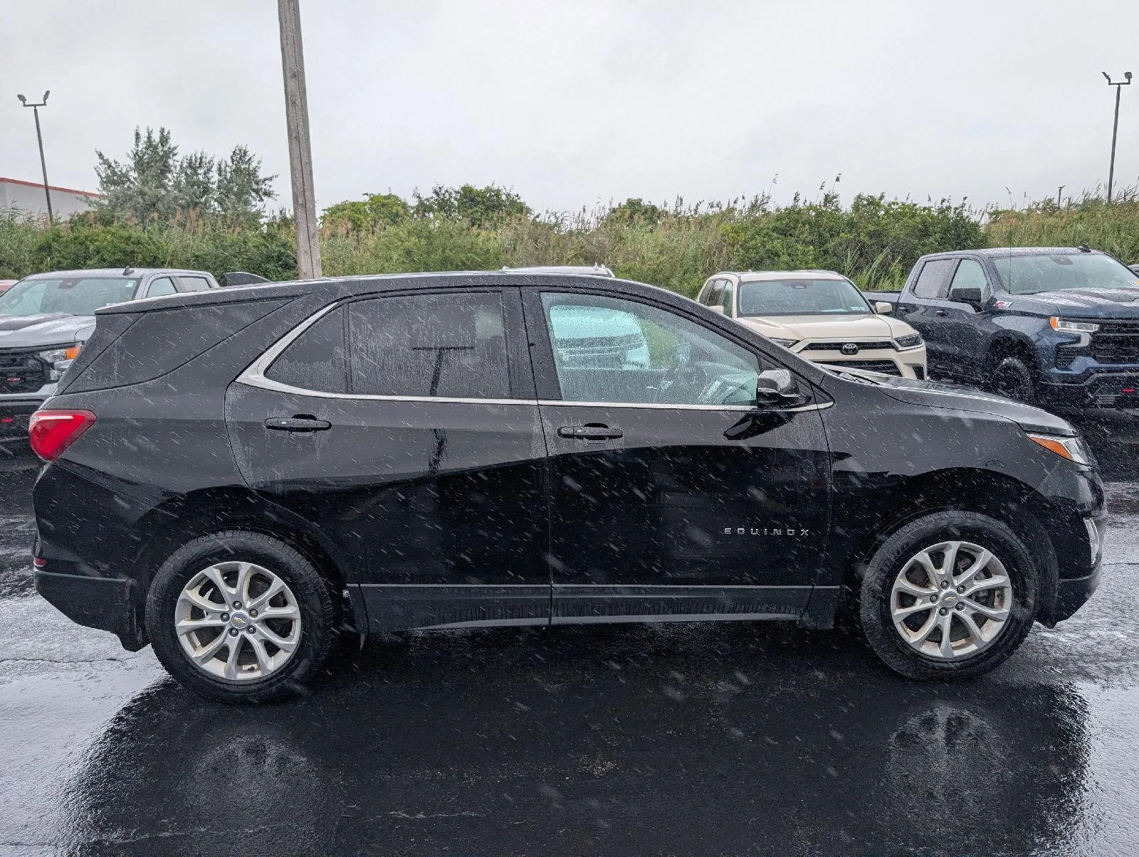 Used 2018 Mosaic Black Metallic Chevrolet LT image 8