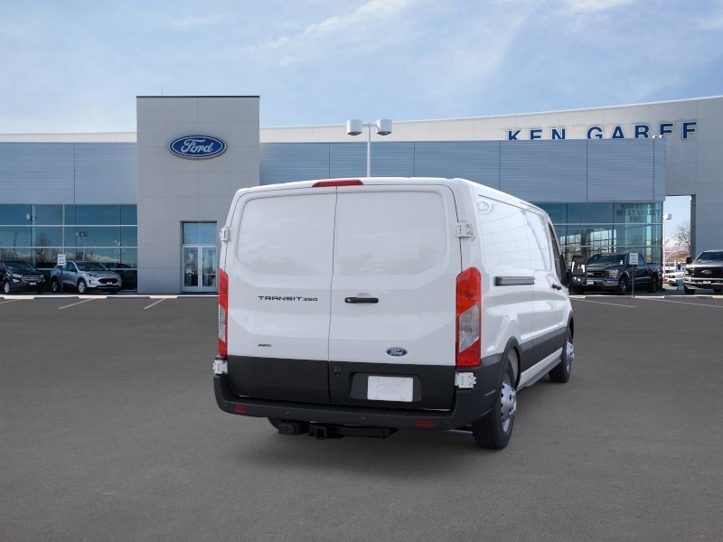New 2026 Oxford White Ford Base image 9