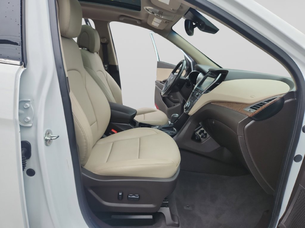 Used 2018 White Hyundai 2.0T Ultimate image 17