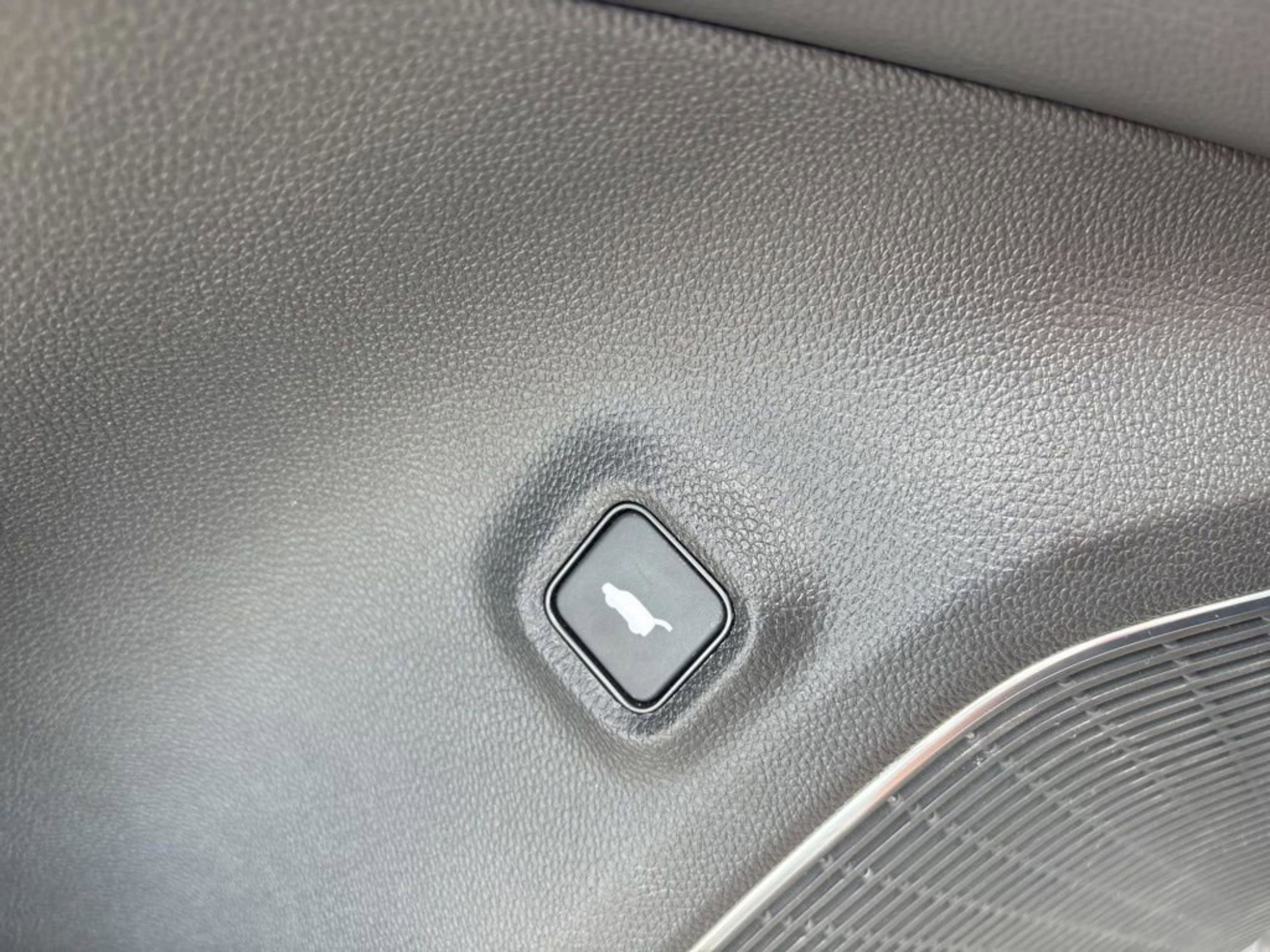 Used 2023 Silver Acura Standard image 28