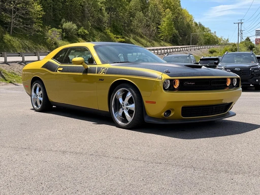 Used 2021 Gold Dodge R/T Scat Pack image 16