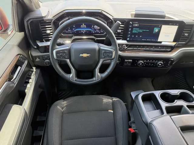 Used 2025 Red Hot Chevrolet LT (2FL) image 18