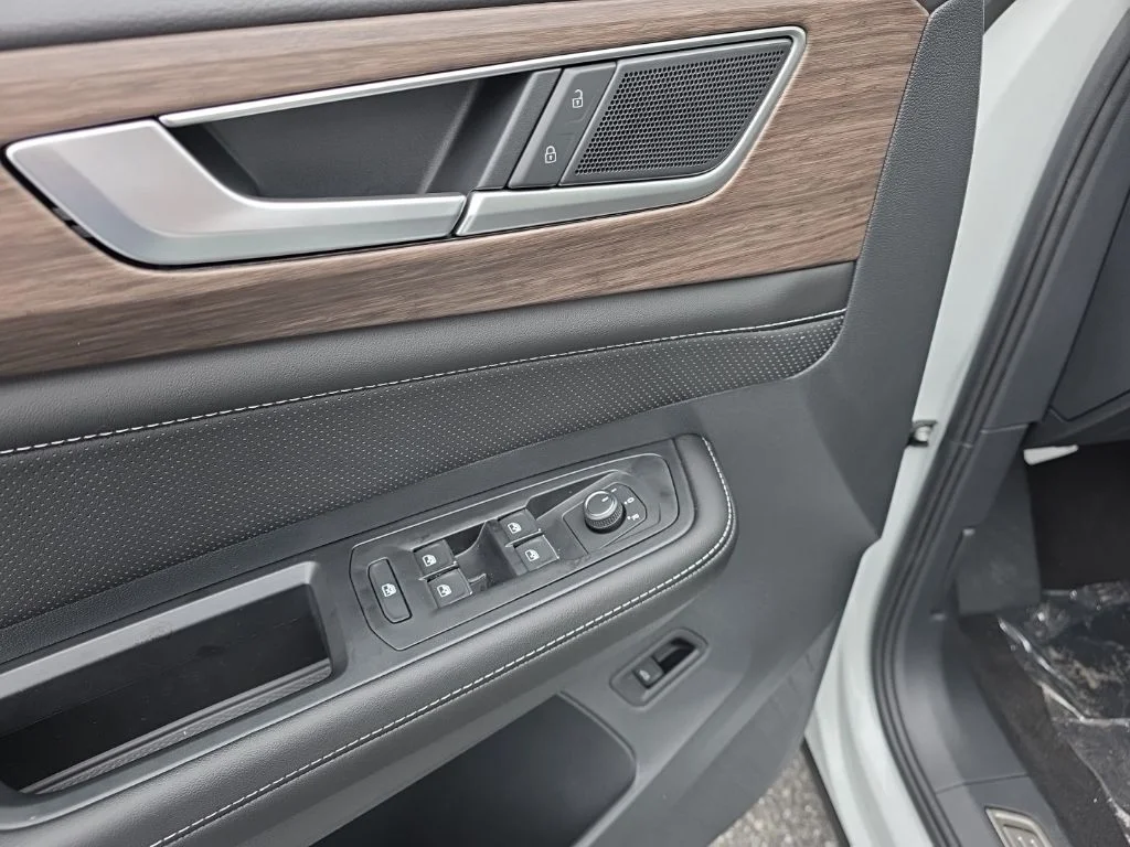 2026 Volkswagen Atlas SEL - Photo 10