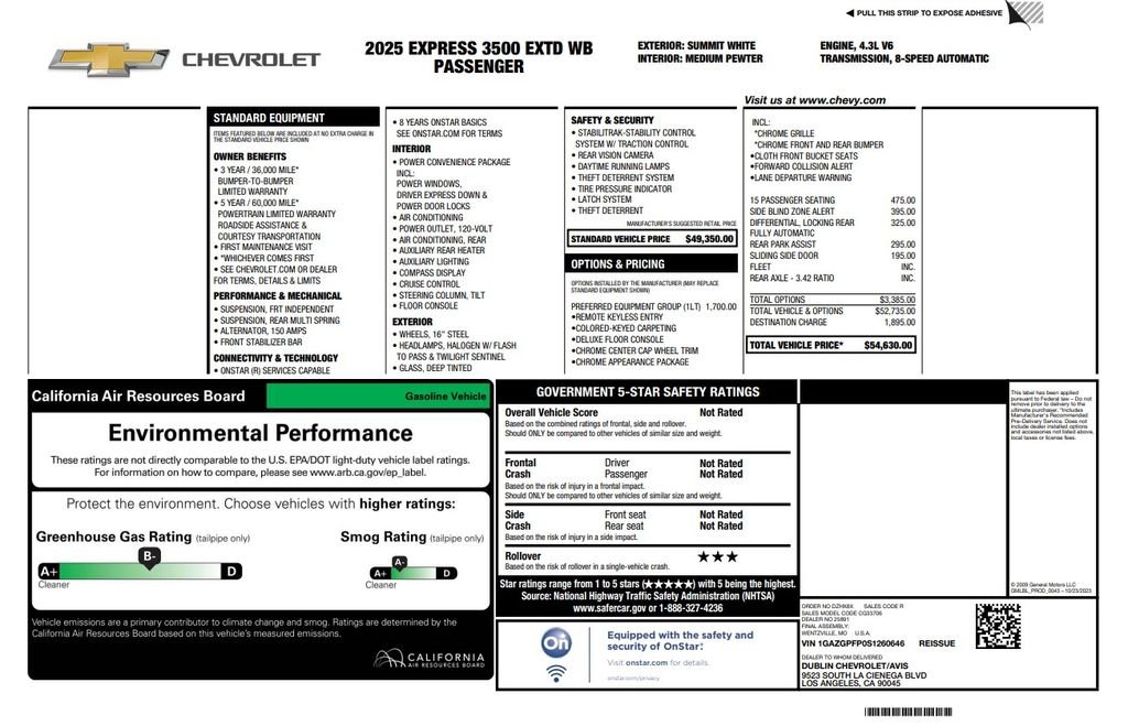 Used 2025 White Chevrolet LT Passenger image 4