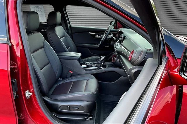 Used 2023 Red Chevrolet RS image 29