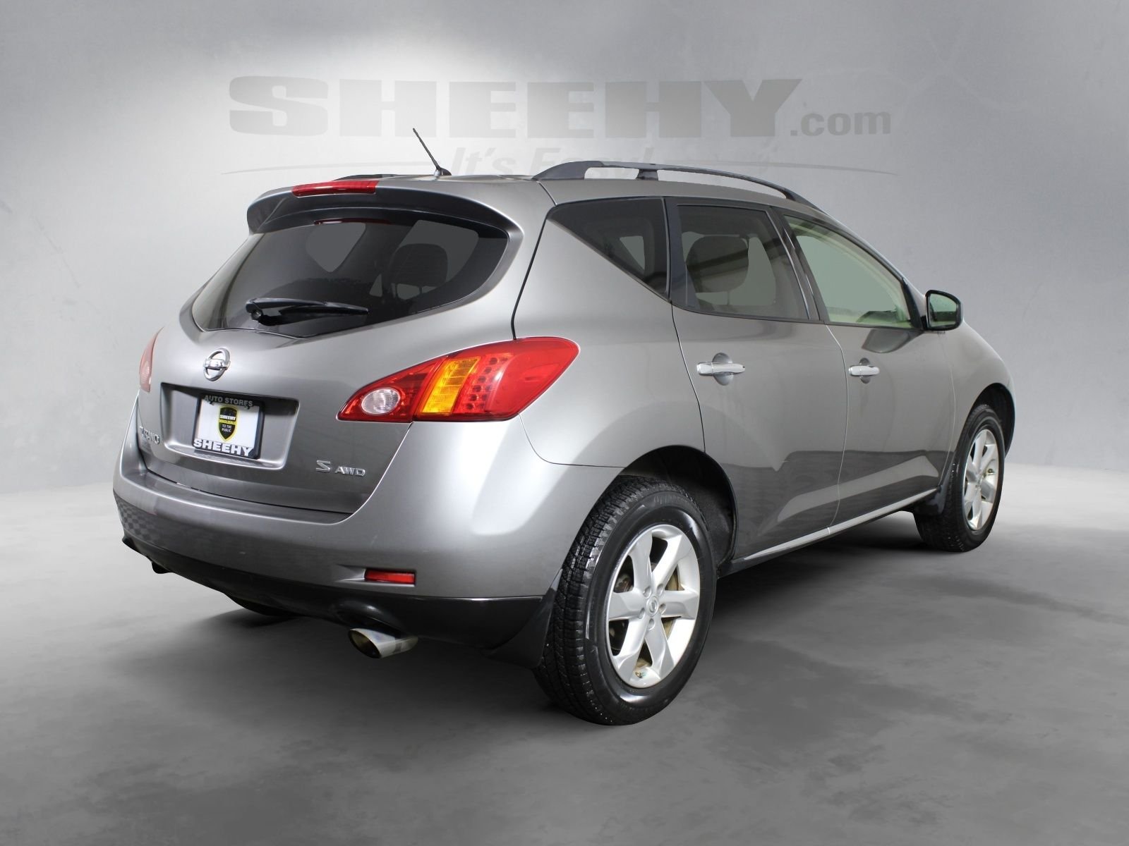 Used 2009 Gray Nissan S image 13