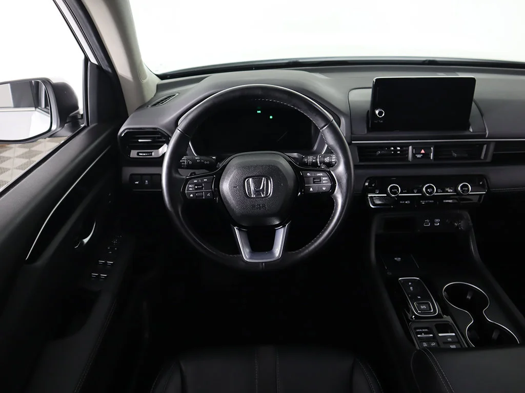 2025 Honda Pilot EX-L - Photo 37