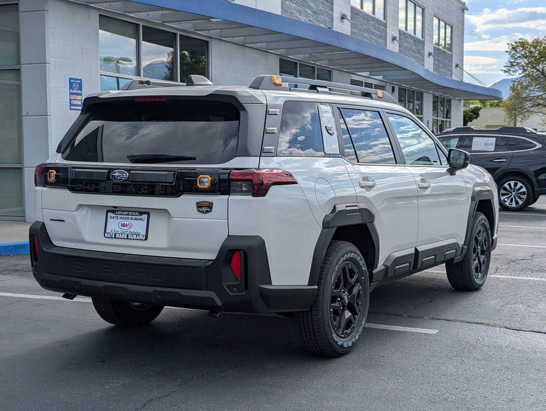 New 2026 CRYSTAL WHITE PEARL Subaru Wilderness image 3