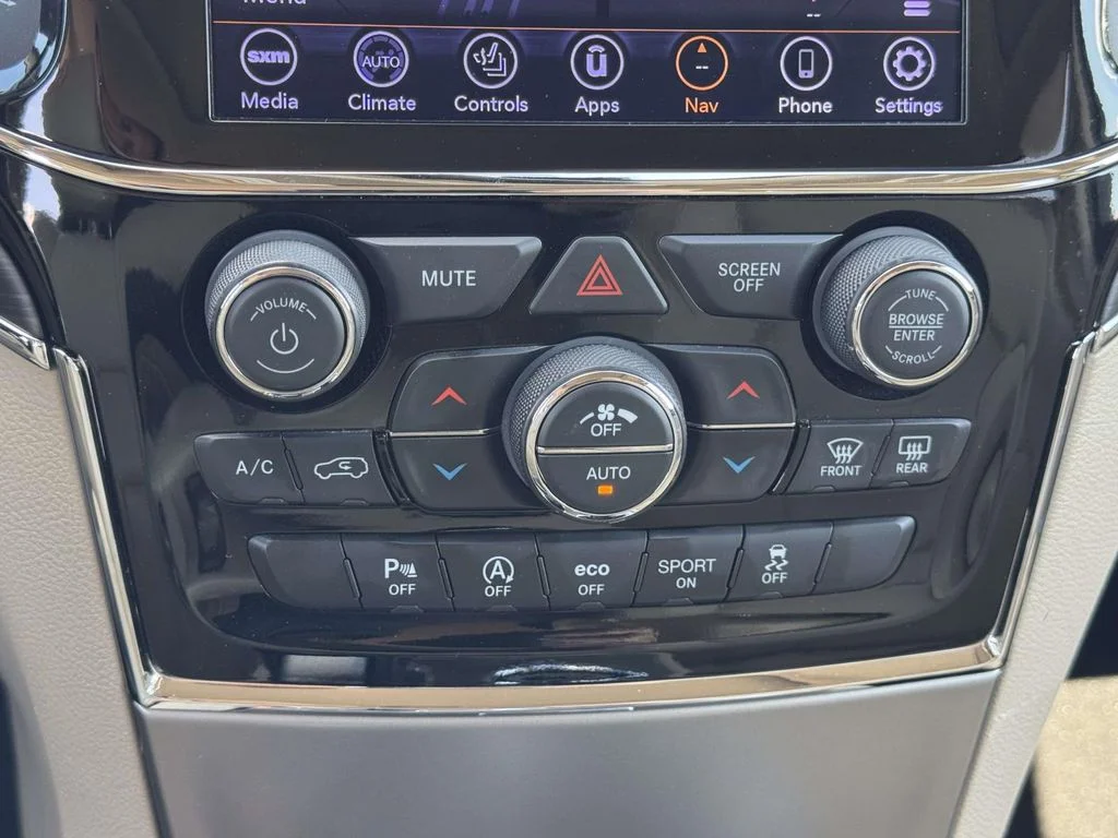 Used 2021 Brown Jeep Limited image 20