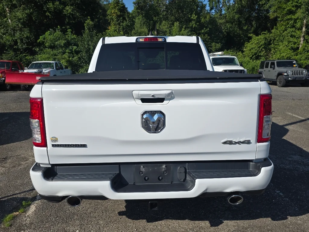 Used 2022 White Ram Big Horn/Lone Star image 4
