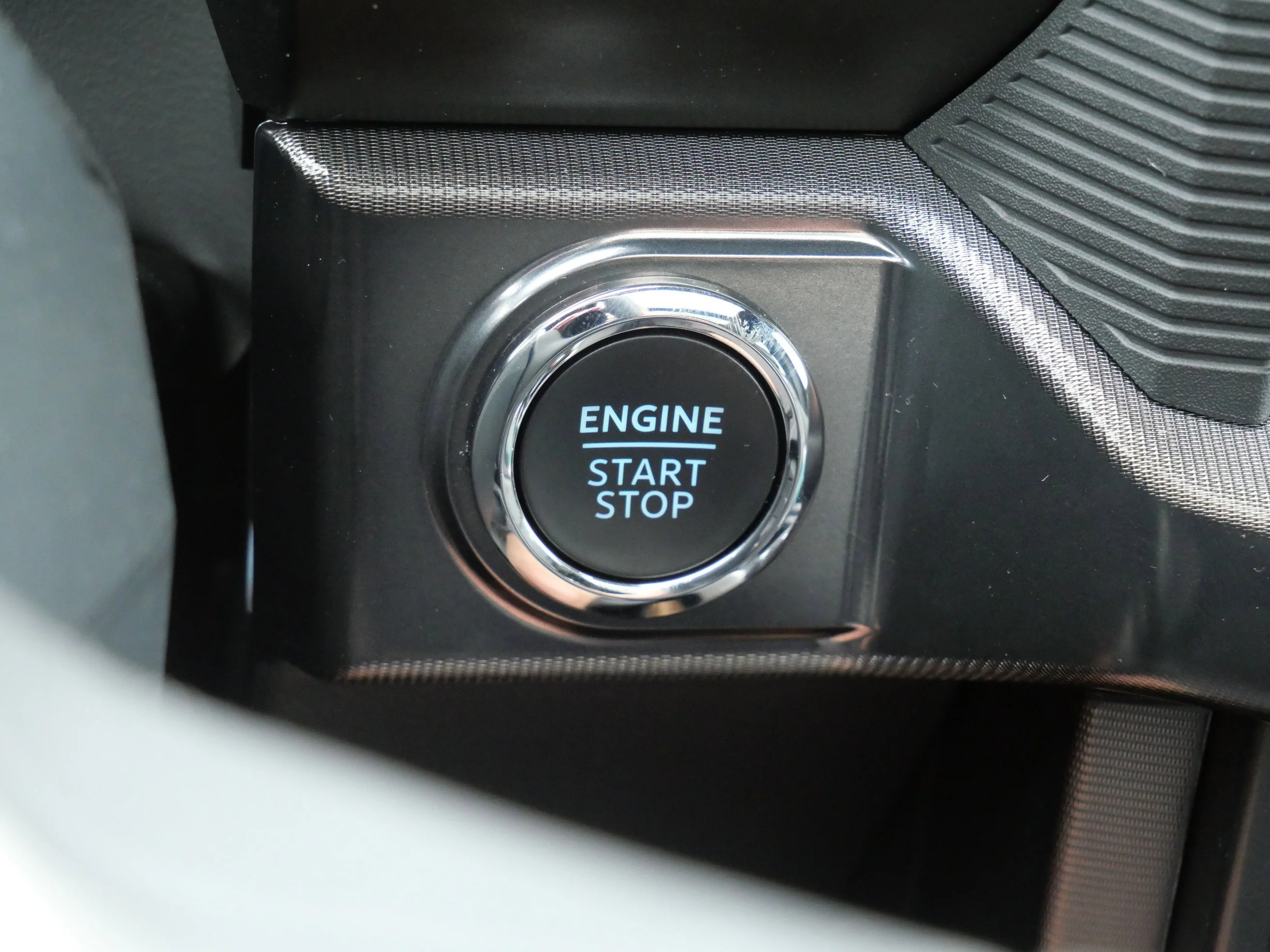 New 2026 Agate Black Metallic Ford Platinum® image 22