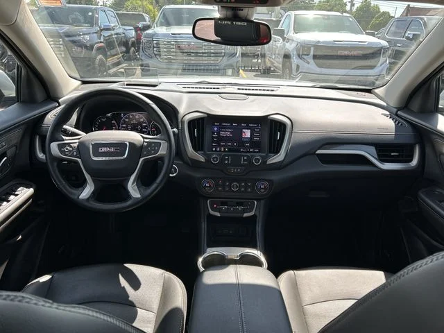 Used 2023 Sterling Metallic GMC Denali image 22
