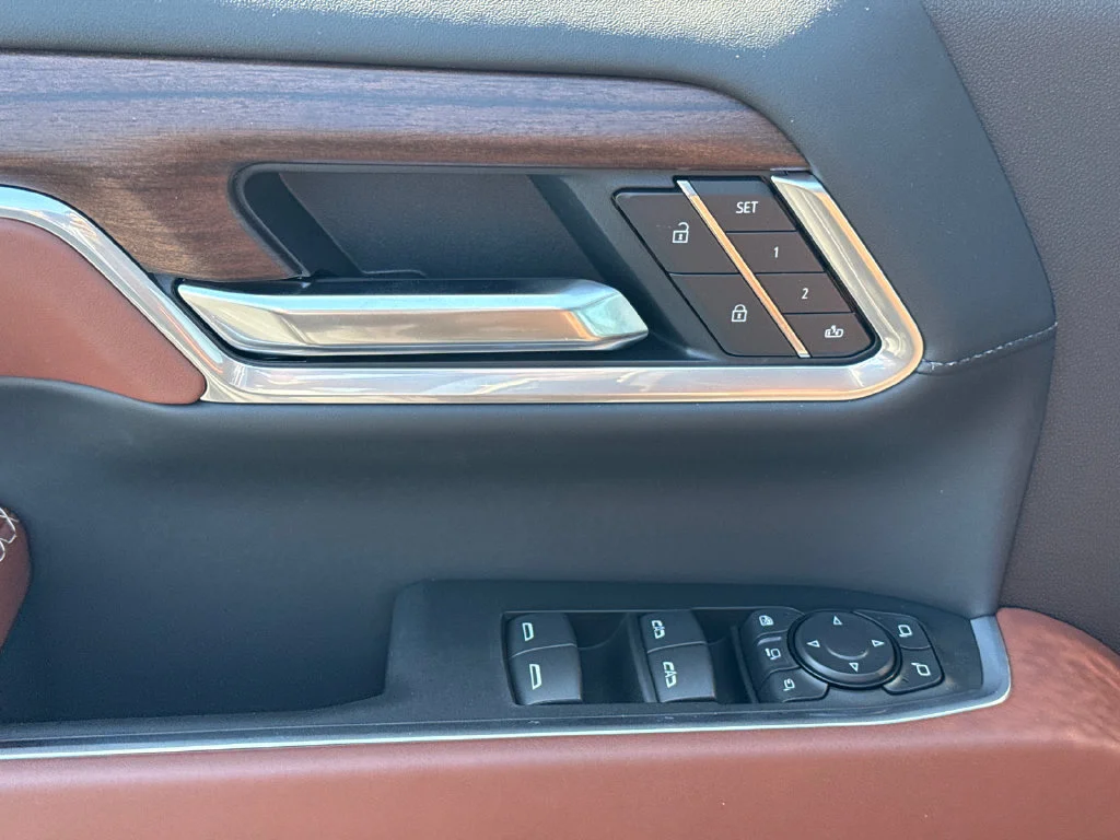 2026 GMC Sierra 2500HD Denali Ultimate - Photo 16