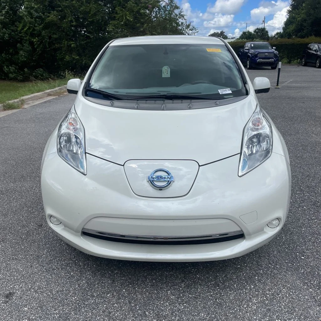 Used 2017 Nissan LEAF SV with VIN 1N4BZ0CP0HC300192 for sale in Roswell, GA