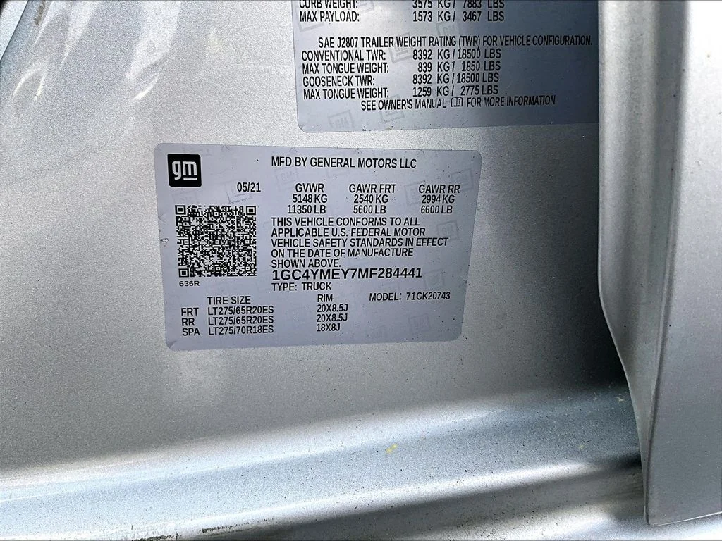 Used 2021 Silver Chevrolet Custom image 4