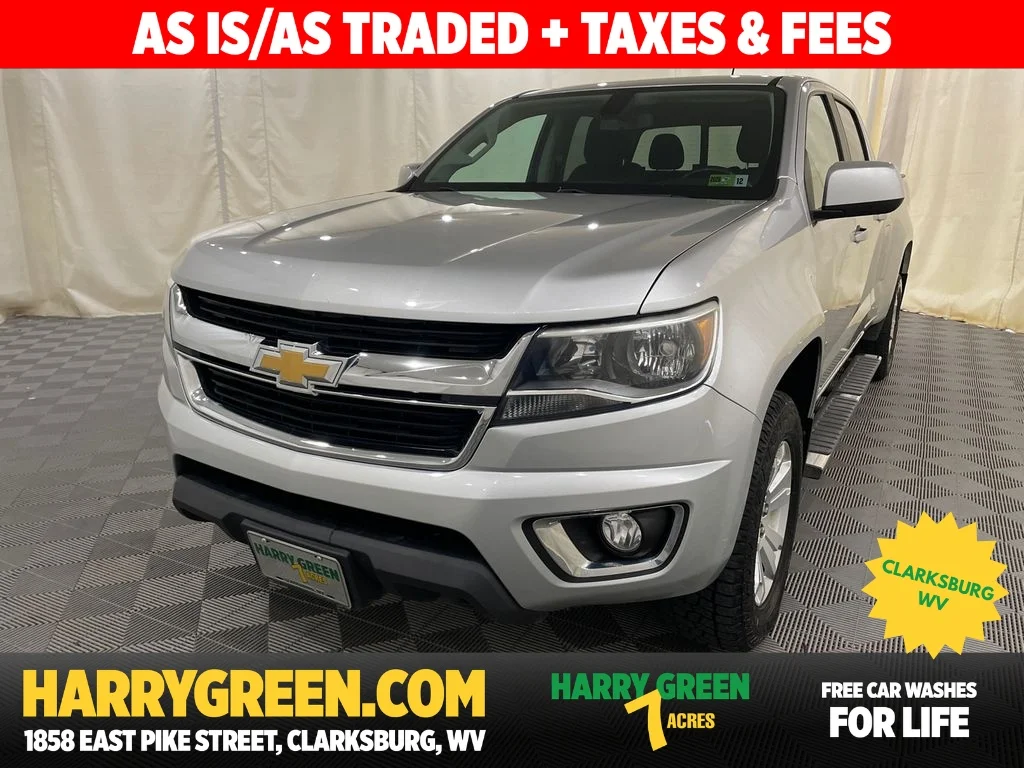 Used 2019 Silver Ice Metallic Chevrolet 4WD LT image 1