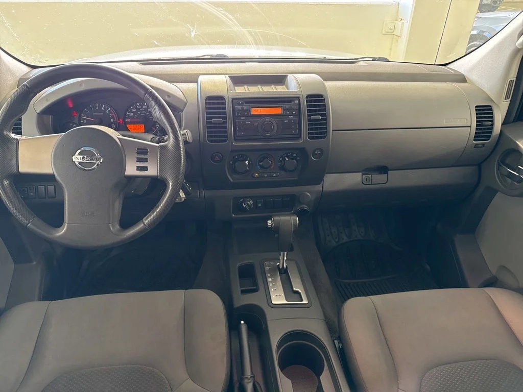 Used 2009 Silver Lightning Metallic Nissan X image 11