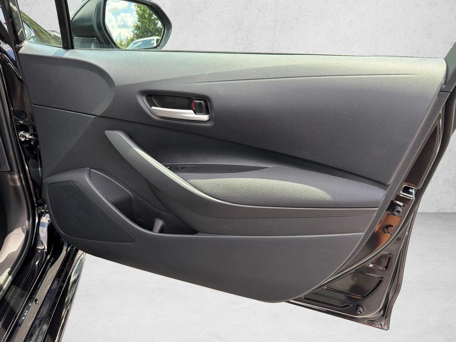 New 2026 Midnight Black Metallic Toyota SE image 14