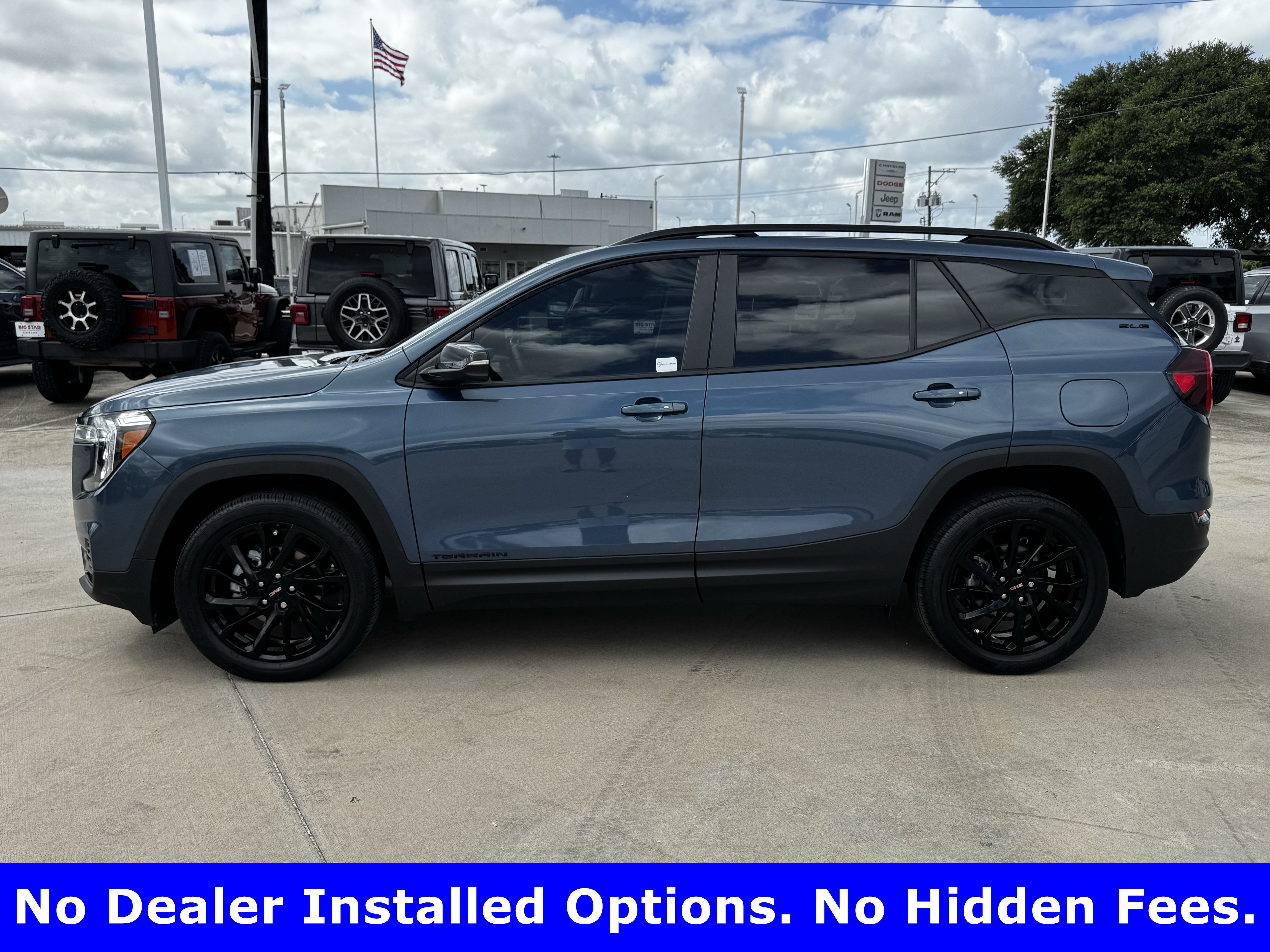 Used 2024 Downpour Metallic GMC SLE image 6