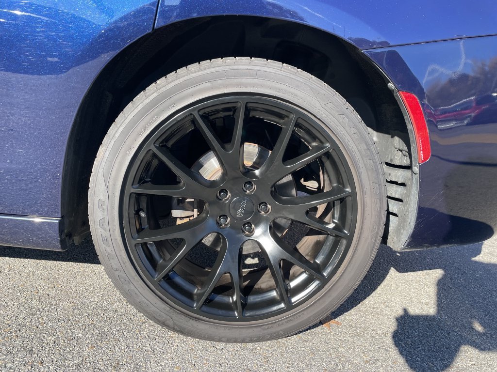 Used 2016 Blue Dodge R/T image 10