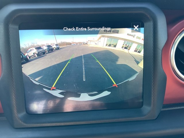 Used 2020 Ocean Blue Metallic Clearcoat Jeep Rubicon image 25