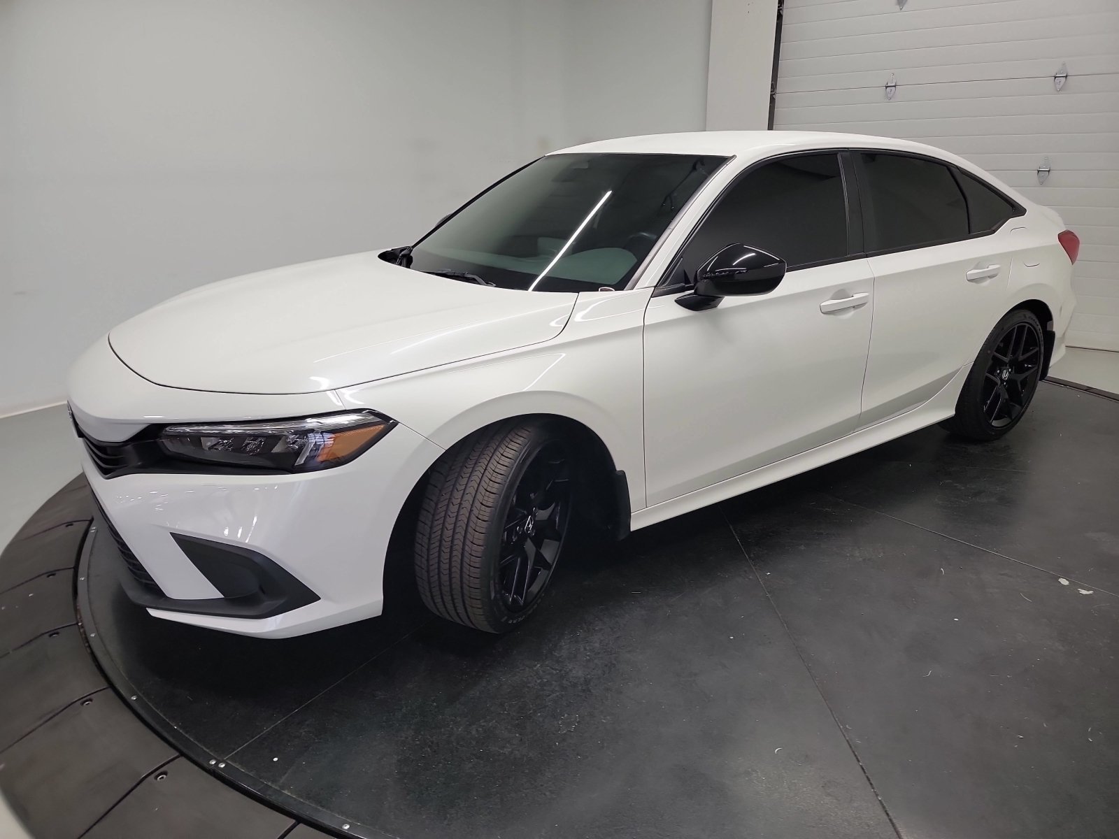 Certified Used 2024 Platinum White Pearl Honda Sport image 3