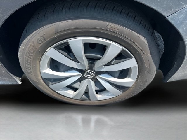 Used 2025 Meteorite Gray Metallic Honda LX image 8