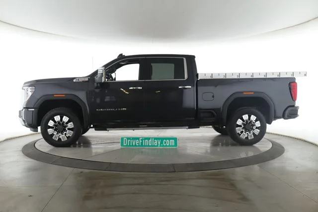 Used 2025 Black GMC Denali image 9